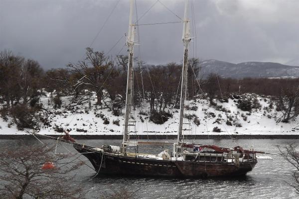 Victory is an instance of traditional boatbuilding in Chile